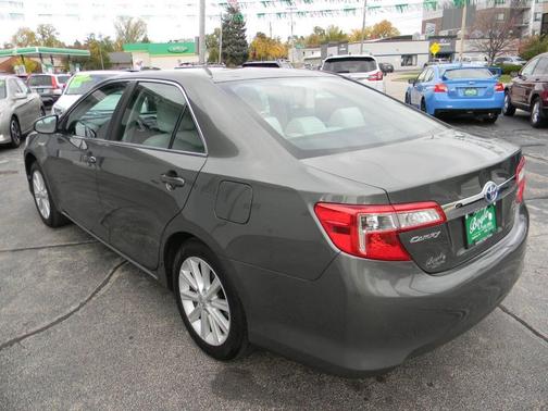 2012 Toyota Camry Hybrid XLE