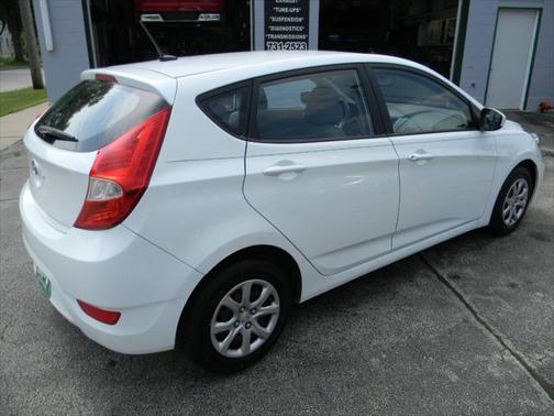 2012 Hyundai Accent GS