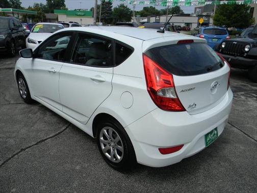 2012 Hyundai Accent GS