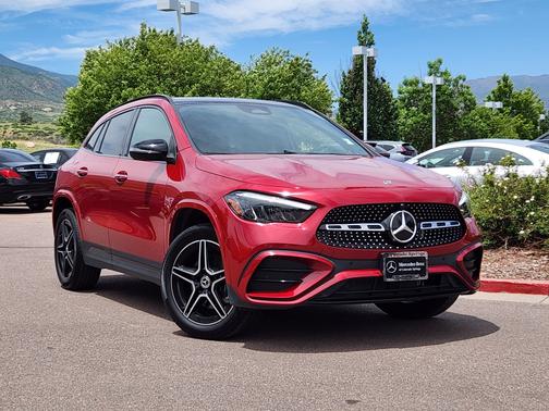 MANUFAKTUR Patagonia Red Metallic 2025 Mercedes-Benz GLA 250