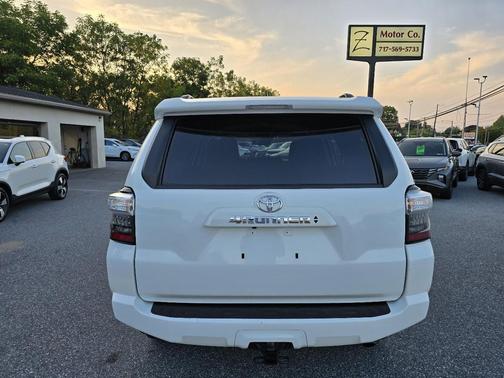 2024 Toyota 4Runner SR5 Premium