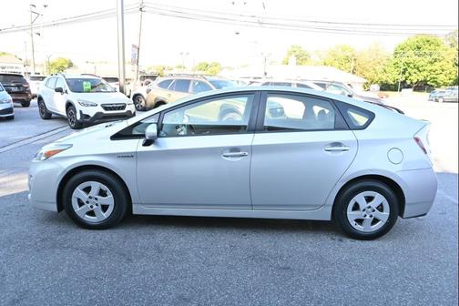 2010 Toyota Prius III