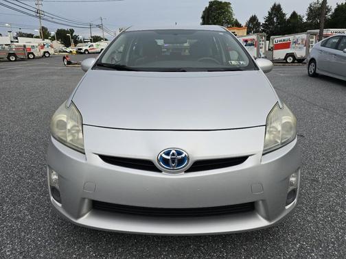 2010 Toyota Prius III