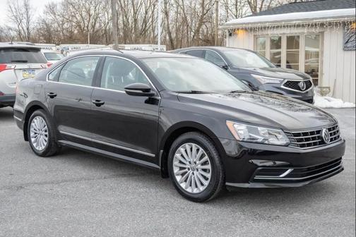 2016 Volkswagen Passat 1.8T SE