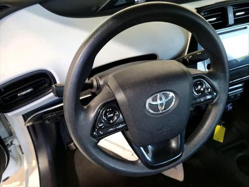 2019 Toyota Prius L