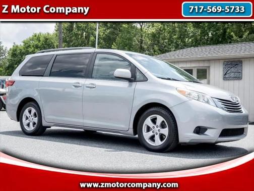 2016 Toyota Sienna LE