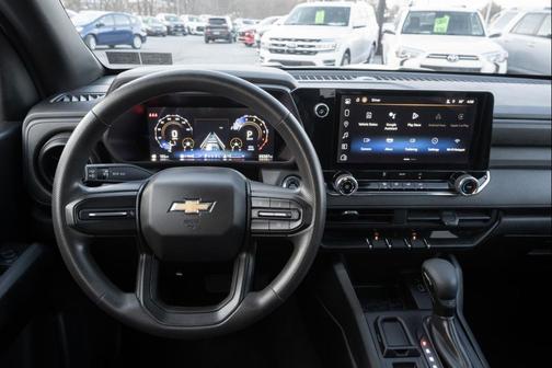 2024 Chevrolet Colorado WT