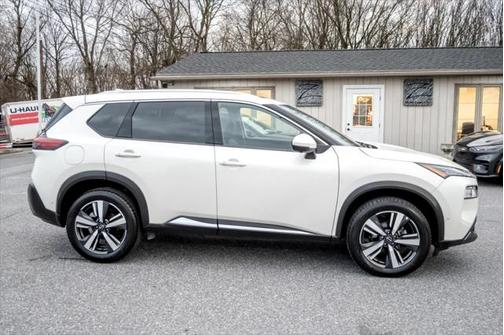 2023 Nissan Rogue SL