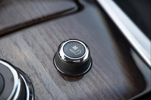 2012 INFINITI M37x Base