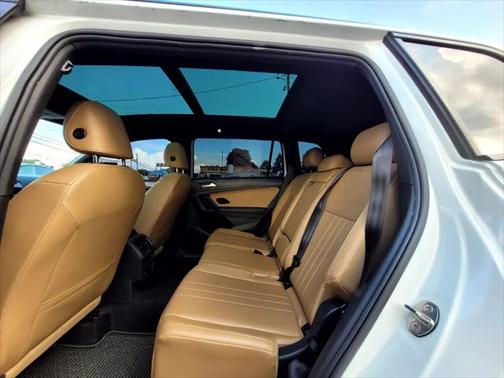 2022 Volkswagen Tiguan 2.0T SE R-Line Black 4MOTION