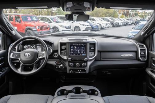 2024 RAM 2500 Big Horn Crew Cab 4x4 6'4' Box