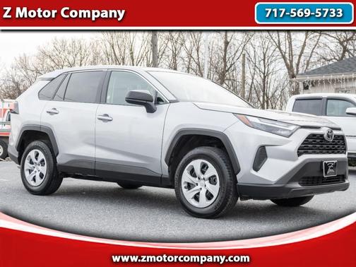 2024 Toyota RAV4 LE