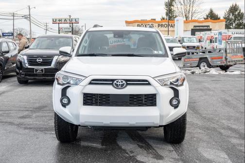 2024 Toyota 4Runner SR5
