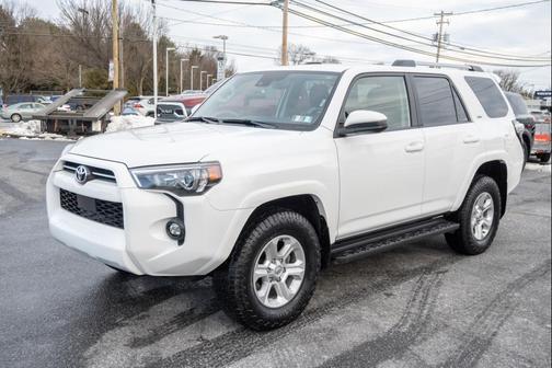 2024 Toyota 4Runner SR5
