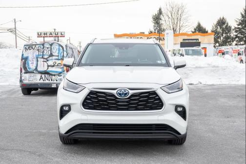 2021 Toyota Highlander Hybrid XLE