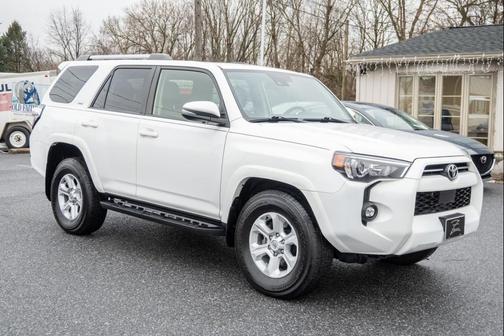 2022 Toyota 4Runner SR5 Premium