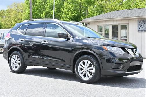 Magnetic Black 2016 Nissan Rogue SV