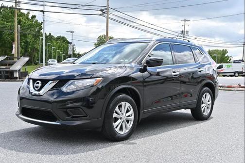 Magnetic Black 2016 Nissan Rogue SV