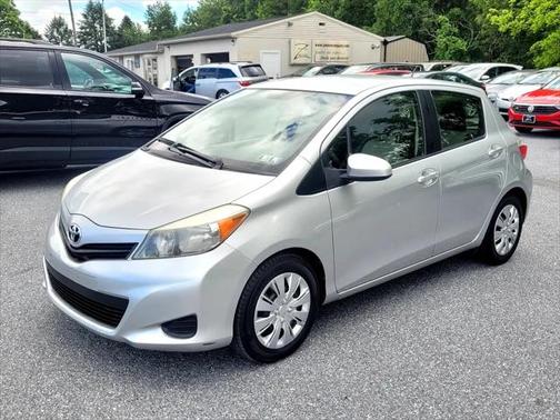 2014 Toyota Yaris LE