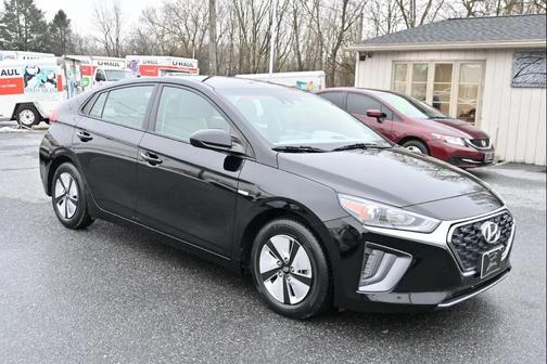 2020 Hyundai IONIQ Hybrid Blue