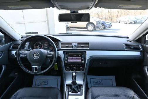 2013 Volkswagen Passat 2.5 SE