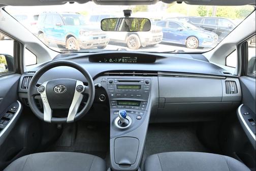 2010 Toyota Prius II