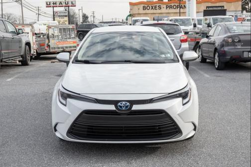 2024 Toyota Corolla Hybrid LE