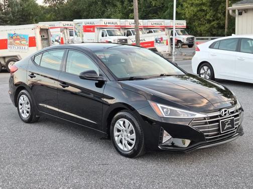 Phantom Black 2020 Hyundai ELANTRA SE