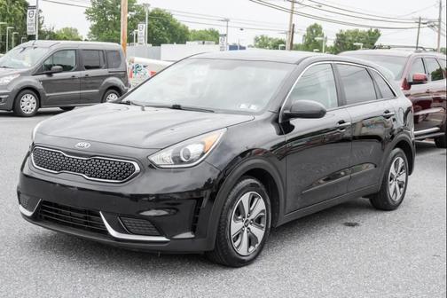 Aurora Black 2018 Kia Niro FE