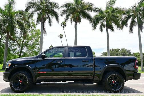 Diamond Black Crystal Pearlcoat 2021 RAM 1500 Rebel