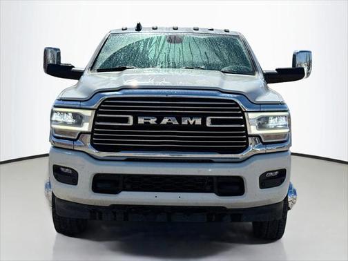 2021 RAM 3500 Laramie Crew Cab 4x4 8 Box