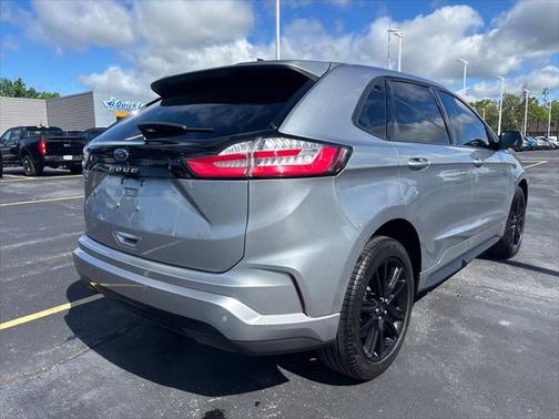 2022 Ford Edge ST Line
