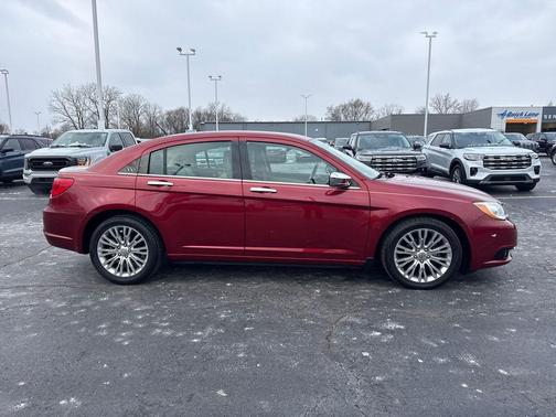 2012 Chrysler 200 Limited