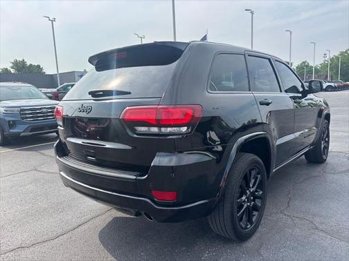 2021 Jeep Grand Cherokee Laredo