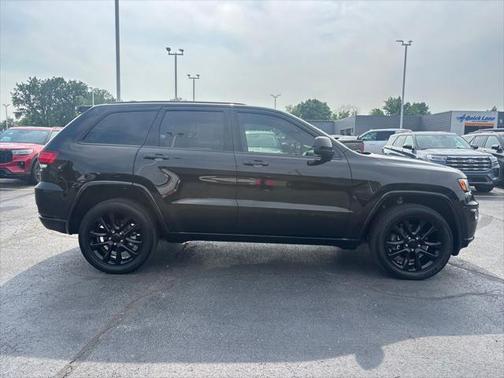 2021 Jeep Grand Cherokee Laredo