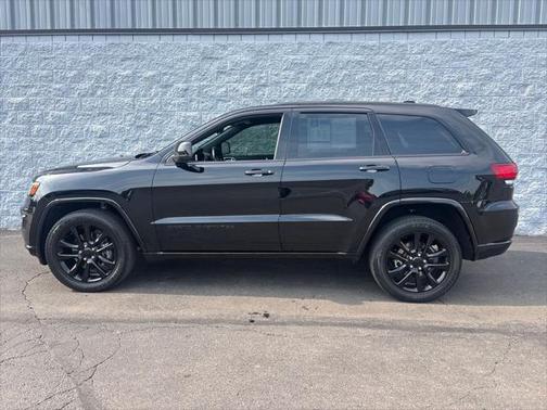 2021 Jeep Grand Cherokee Laredo