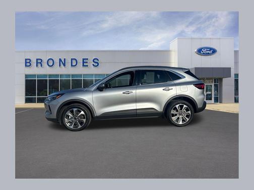 Iconic Silver Metallic 2023 Ford Escape Platinum