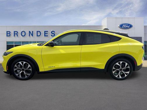 Grabber Yellow 2025 Ford Mustang Mach-E Select