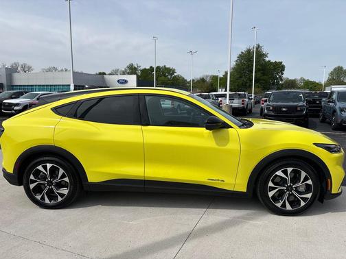 Grabber Yellow 2025 Ford Mustang Mach-E Select