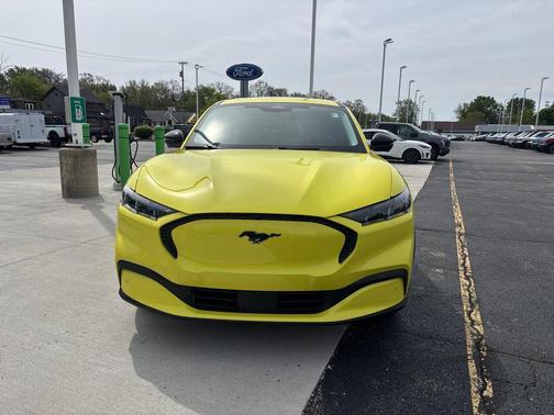 Grabber Yellow 2025 Ford Mustang Mach-E Select