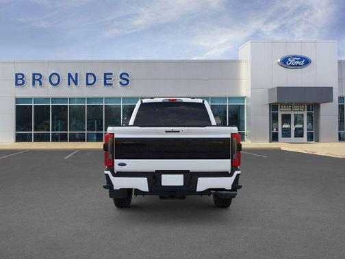 2026 Ford F-350 Platinum