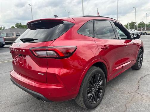 2023 Ford Escape ST-Line Elite