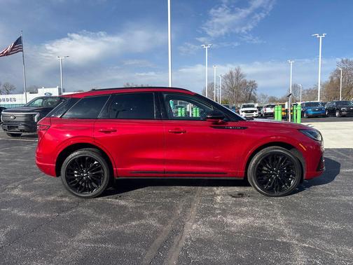 2025 Lincoln Corsair Premiere