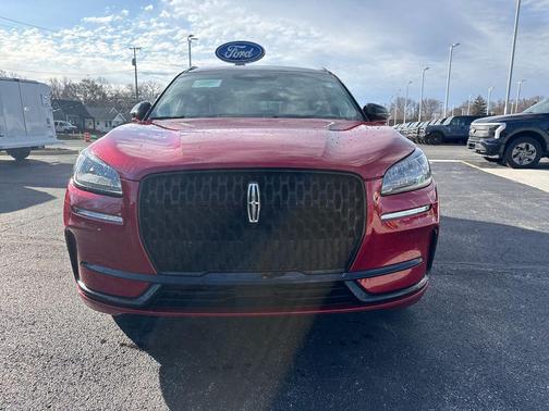 2025 Lincoln Corsair Premiere