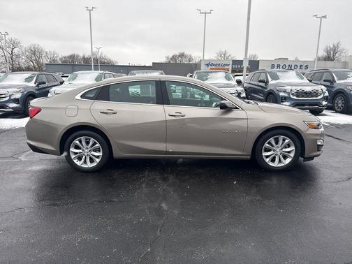 2025 Chevrolet Malibu LT