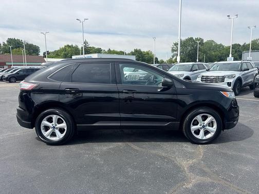 Shadow Black 2018 Ford Edge SE
