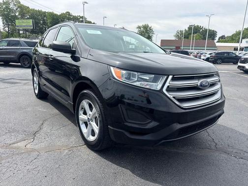 Shadow Black 2018 Ford Edge SE