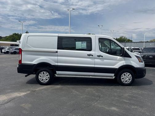 Oxford White 2024 Ford Transit-250 Base