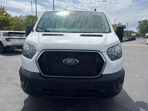 Oxford White 2024 Ford Transit-250 Base