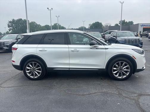 2022 Lincoln Corsair Standard